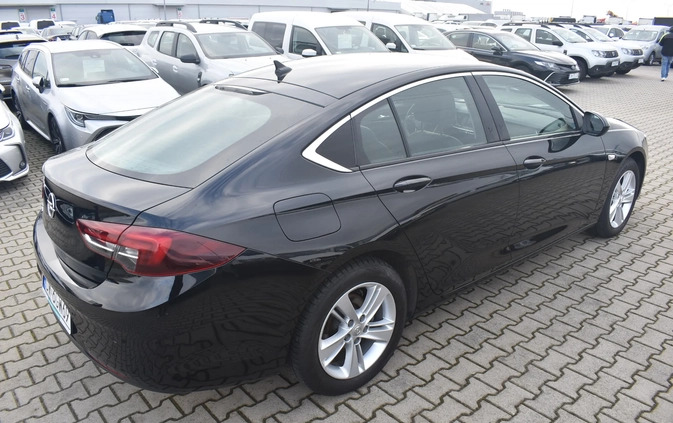 Opel Insignia cena 63500 przebieg: 108513, rok produkcji 2019 z Narol małe 562
